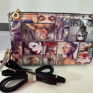 Stylish Magazine Print Women's Clutch